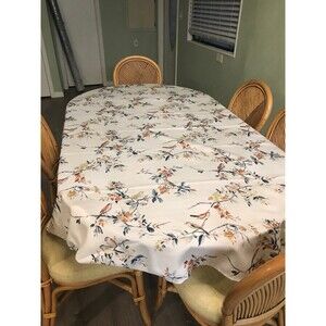 Bird floral themed table cloth
